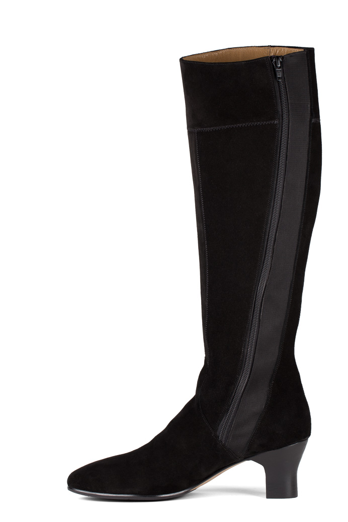 Damenstiefel aus schwarzem Wildleder seitenansicht